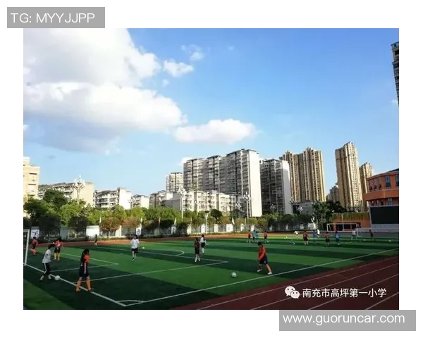 深度对话黄伟：从绿茵场到人生舞台的足球旅程与思考